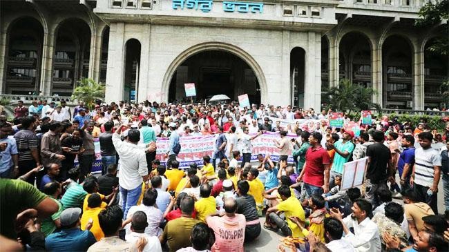 ishraque city hall locked