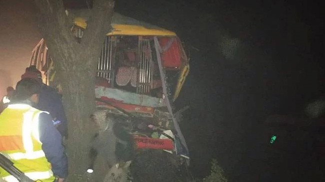 iu bus clash truck
