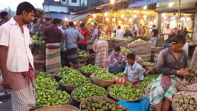 karwan bazar retail market