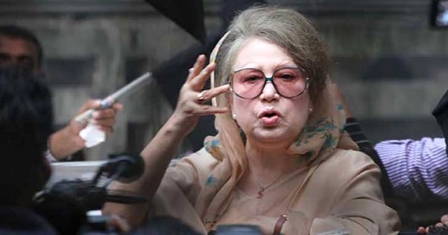 khaleda zia hand raise