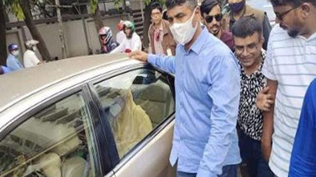 khaleda zia in hospital 13