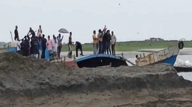 khulna mp