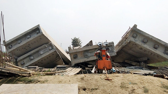 kundanala bridge broken1