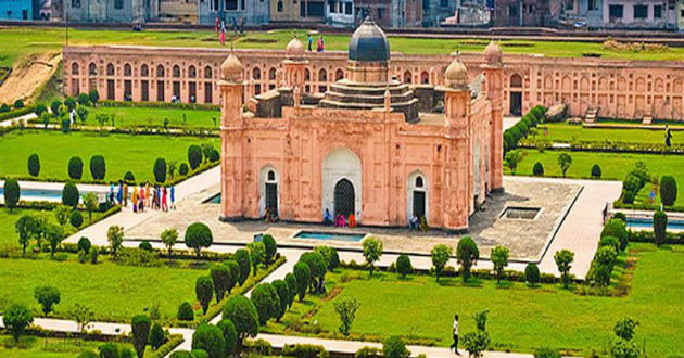 lalbagh fort