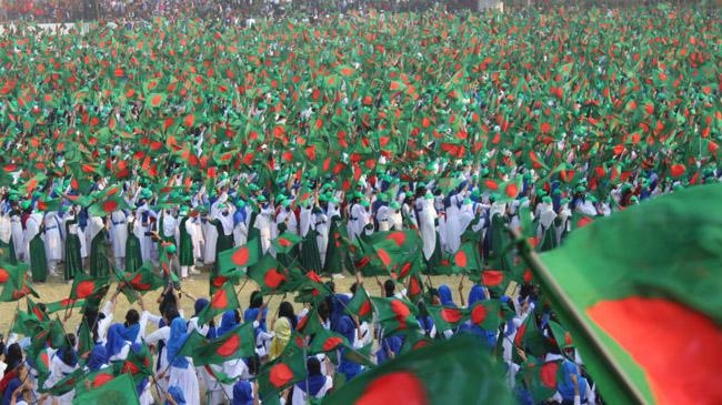 large flag made chapinababgonj