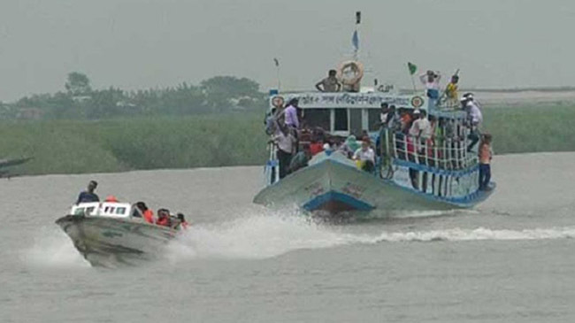launch and speed boat