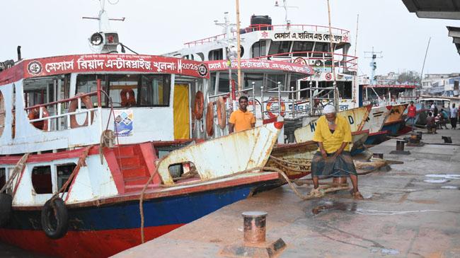 launch ghat closed2