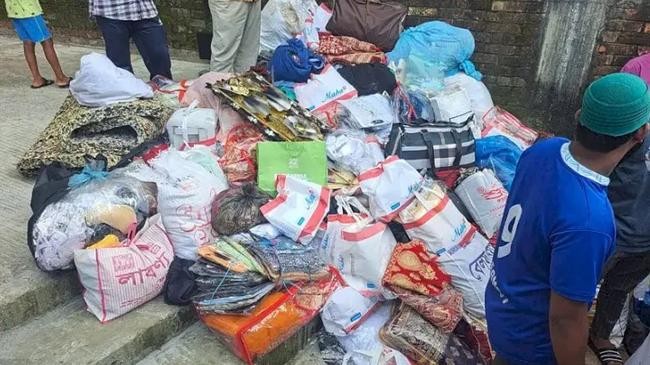 looted goods
