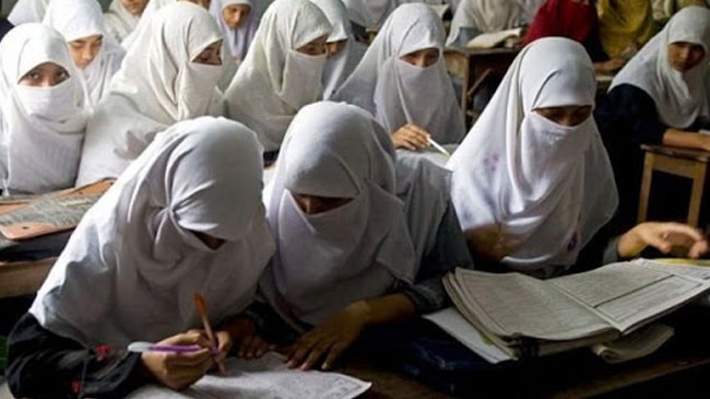 madrasa women 1