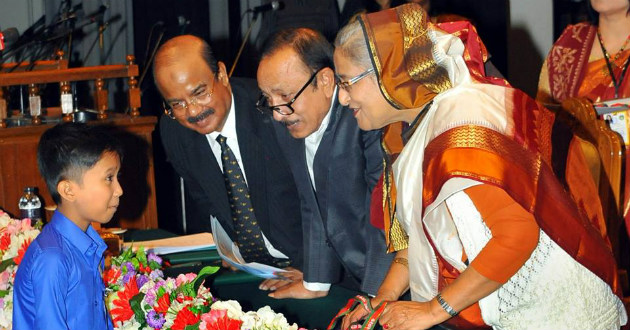 mainul with prime minister sheikh hasina