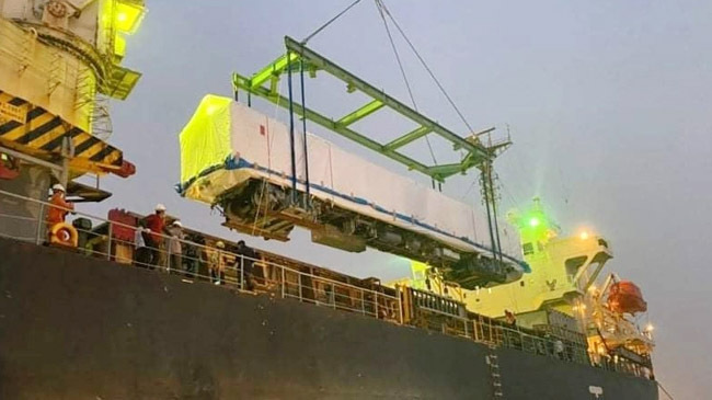 metro rail set reaches dhaka inner