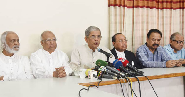 mirza fakhrul and others at press conferance of bnp