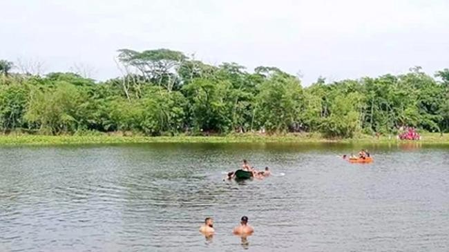 molliker dighi noakhli