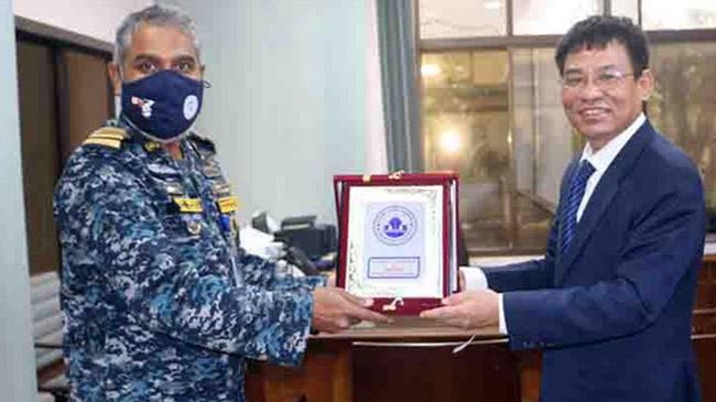 mongla port authority and chinese diplomat