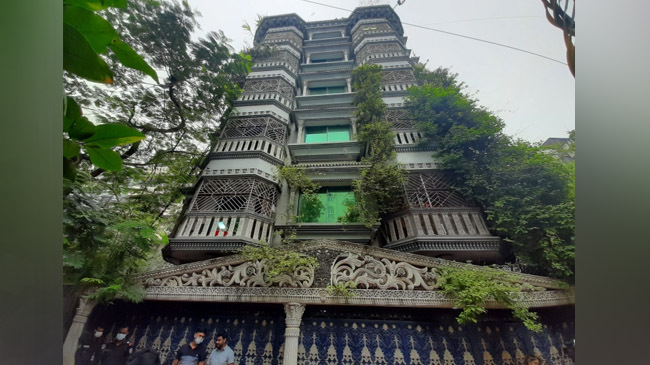 monir house
