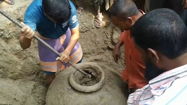 motka found in graveyeard