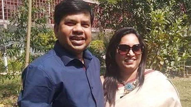 mp misbah with wife