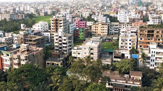 narayanganj multi storied building at the risk of fire