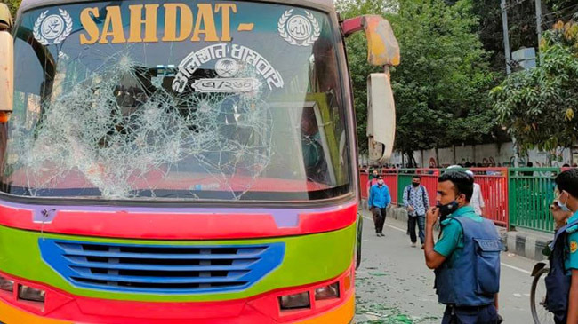 new market dhaka protest locdown inner