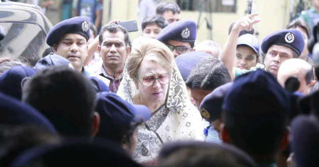 niko case khaleda zia