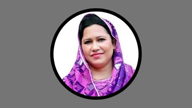 nilufar anjum poppy