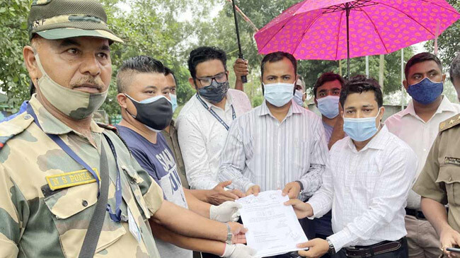 pm hasina sends mango bhutan king