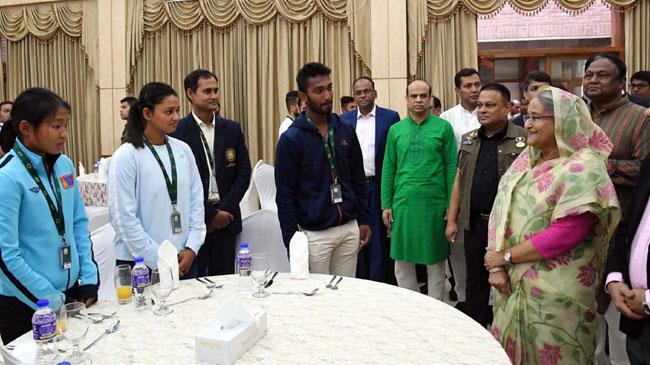 pm minister tenis 2