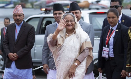 pm sheikh hasina at nepal airport