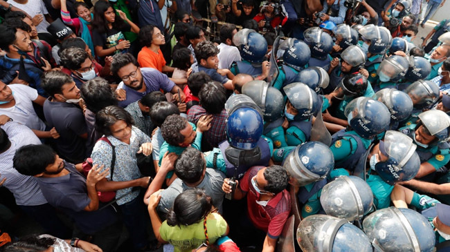 police obstruct student procession