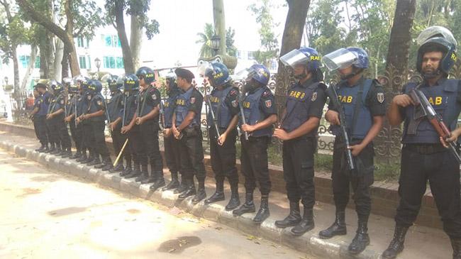 police take place in vhola