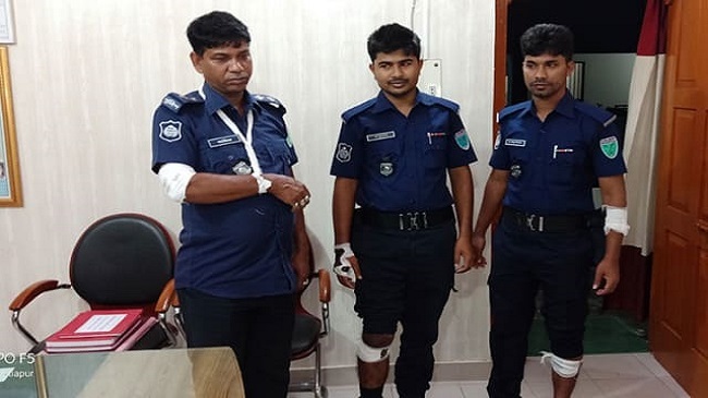 police were injured