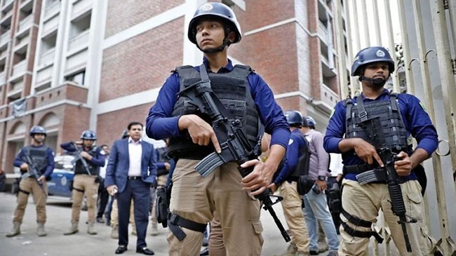 police 4
