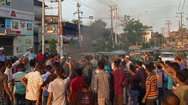 protest after knowing rayhan news
