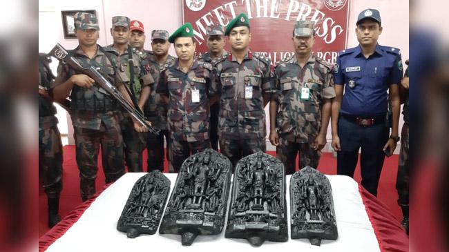rare statue recovered from naogoan