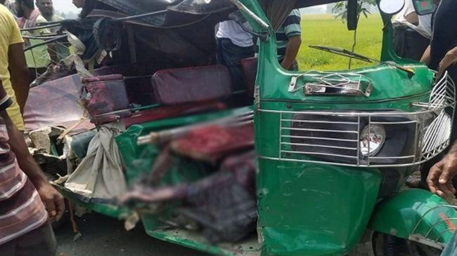 road accident in dinajpur