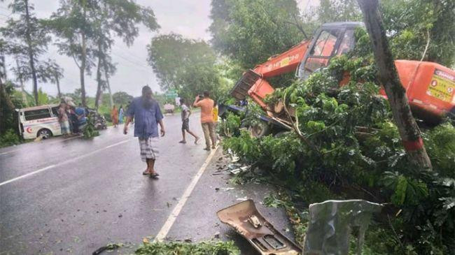 road accident in gopalganj 1