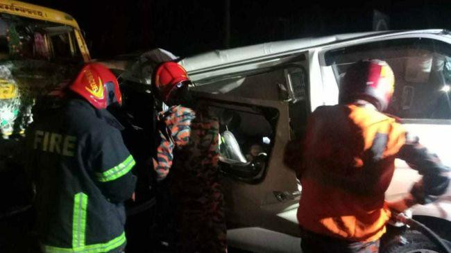 road accident in narsingdi