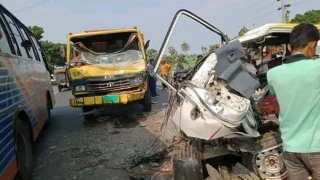 road accident in satkhira