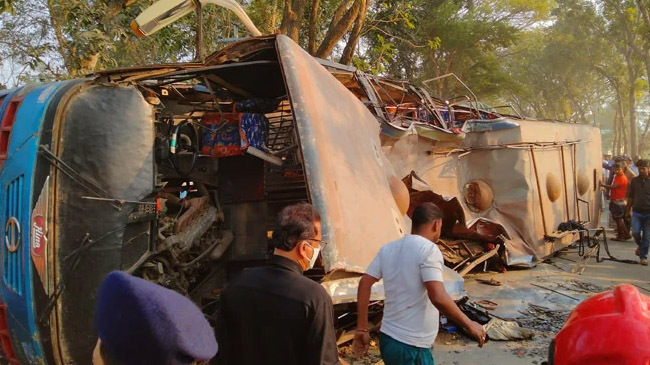 road accident jinaidha five student