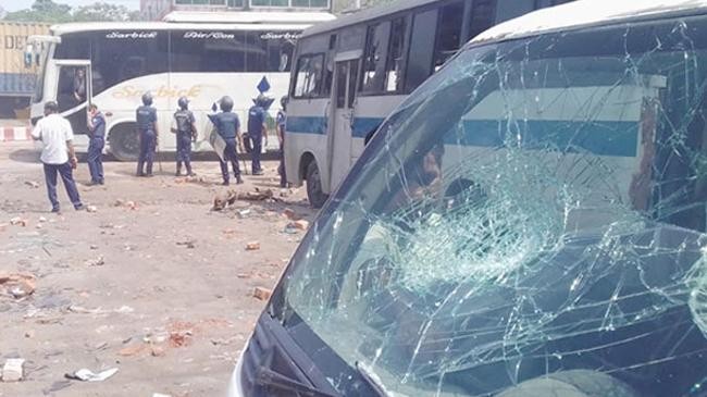 road blockade in ashulia 1