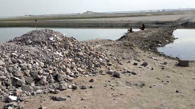 road in padma
