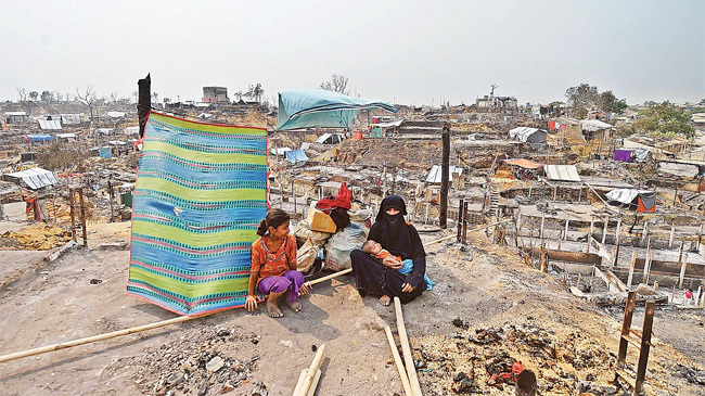 rohingya camp burned