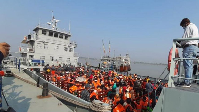 rohingya on ship