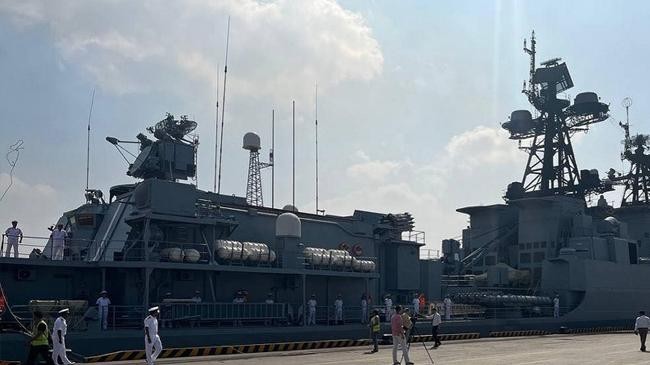 russian warship in chittagong port after 50 years