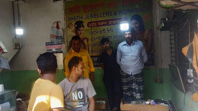 savar jewelers looted