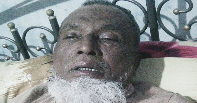 school teacher beaten on the trivial incident