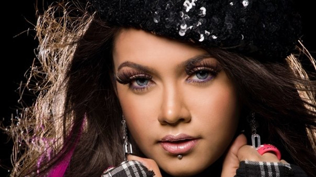 singer mila