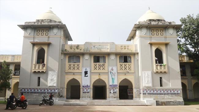 sm hall du