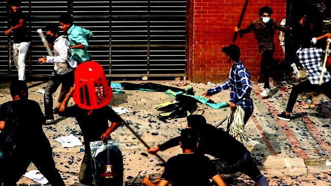 students clash in demra vandalise molla college