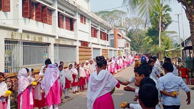 students were kept standing in the sun for two and a half hours